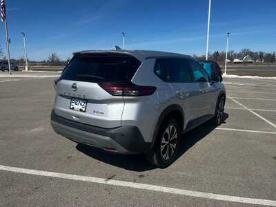 2021 Nissan Rogue, $18398. Photo 3