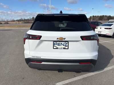 2026 Chevrolet Equinox, $34849. Photo 4