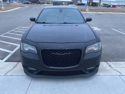 2017 Chrysler 300, $14899. Photo 2