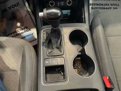 2017 Kia Sorento, $10298. Photo 8