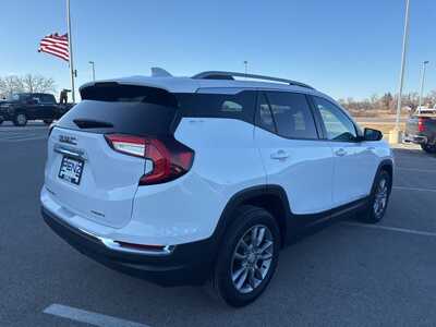 2022 GMC Terrain, $21599. Photo 3