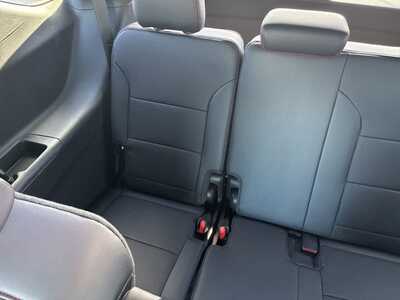2026 Chevrolet Traverse, $51794. Photo 12