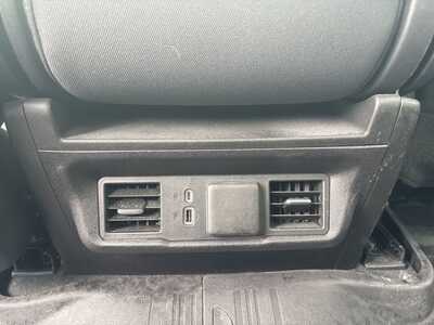 2024 GMC 1500 Crew Cab, $44998. Photo 12