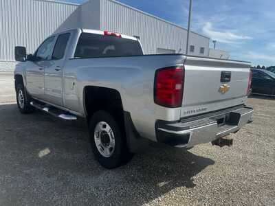 2016 Chevrolet 2500 Ext Cab, $12555. Photo 4