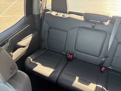 2025 Chevrolet 1500 Crew Cab, $52000. Photo 11