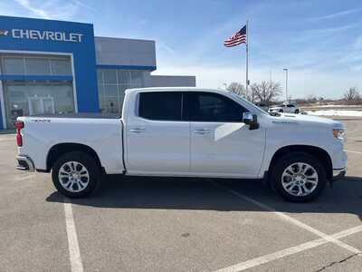 2025 Chevrolet 1500 Crew Cab, $52000. Photo 2