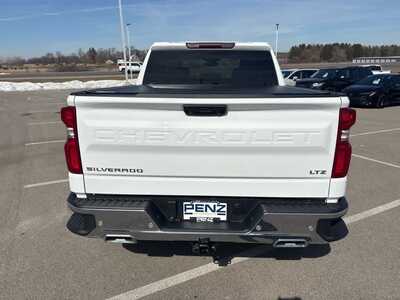 2025 Chevrolet 1500 Crew Cab, $52000. Photo 4