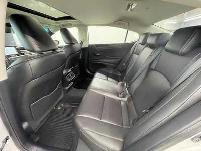 2020 Lexus ES Series, $27946. Photo 12
