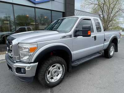 2016 Ford F350 Ext Cab, $29752. Photo 2