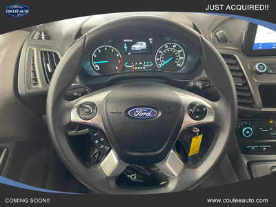2022 Ford Transit Connect, $30318. Photo 11