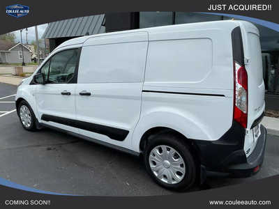 2022 Ford Transit Connect, $30318. Photo 4