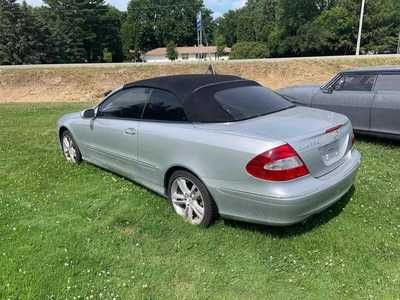 2006 Mercedes-Benz CLK-Class, $8995. Photo 3