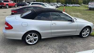 2006 Mercedes-Benz CLK-Class, $8995. Photo 6