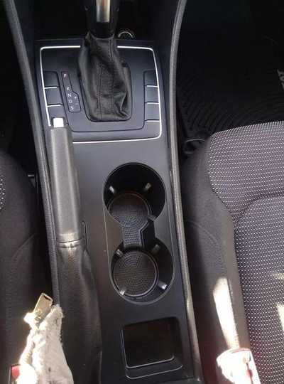 2018 Volkswagen Passat, $14900. Photo 10