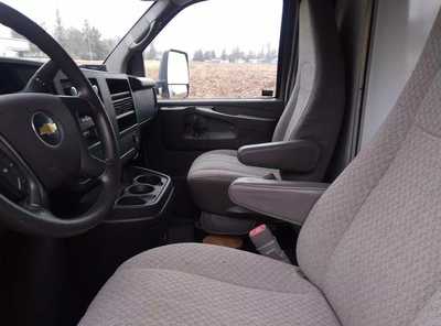 2014 Chevrolet Van,Cargo, $5000. Photo 11