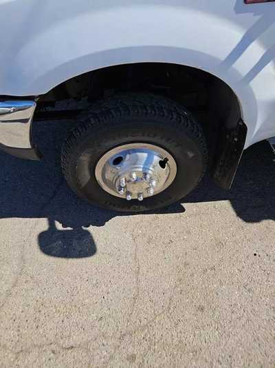 2000 Ford F350 Reg Cab, $8900. Photo 12