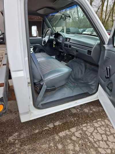 1993 Ford F350 Reg Cab, $4995. Photo 11