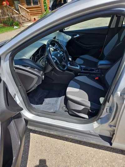 2014 Ford Focus, $6995. Photo 10