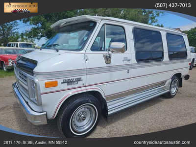 1990 Chevrolet Van,Conversion, $10900. Photo 1
