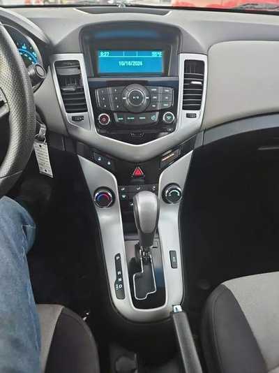 2014 Chevrolet Cruze, $5995. Photo 12