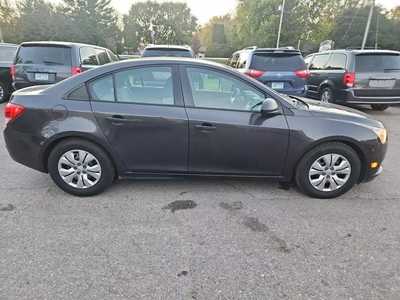 2014 Chevrolet Cruze, $5995. Photo 4