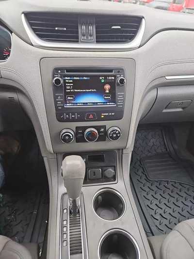 2015 Chevrolet Traverse, $8995. Photo 12