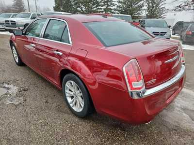 2012 Chrysler 300, $7995. Photo 7