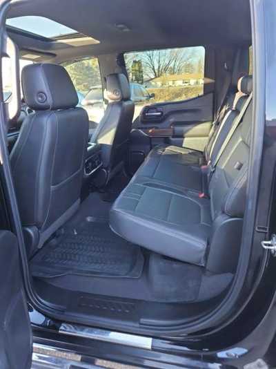 2019 Chevrolet 1500 Crew Cab, $34900. Photo 12