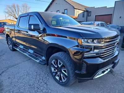 2019 Chevrolet 1500 Crew Cab, $34900. Photo 3