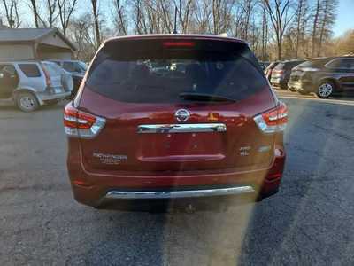 2014 Nissan Pathfinder, $8995. Photo 6