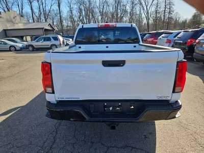 2023 Chevrolet Colorado Crew Cab, $24900. Photo 6
