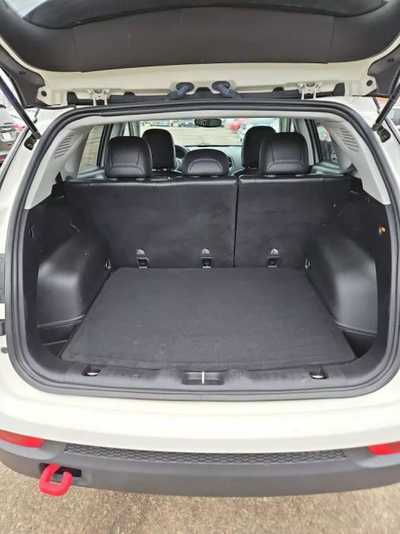 2019 Jeep Compass, $16500. Photo 10