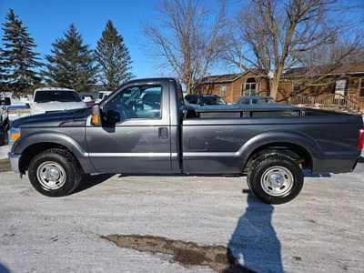 2016 Ford F250 Reg Cab, $14900. Photo 8