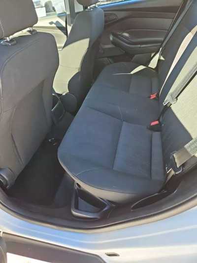 2015 Ford Focus, $9995. Photo 10