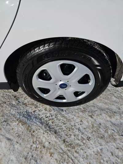 2015 Ford Focus, $9995. Photo 9
