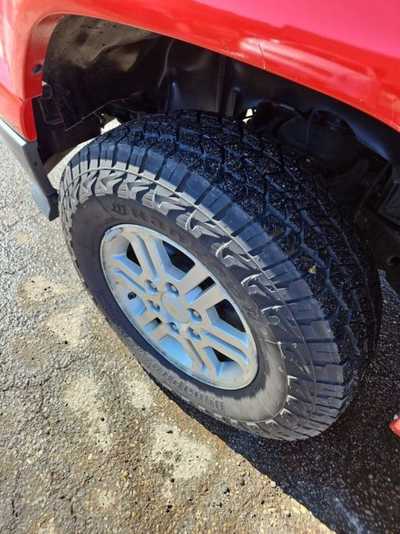 2011 Chevrolet Colorado Crew Cab, $9995. Photo 11