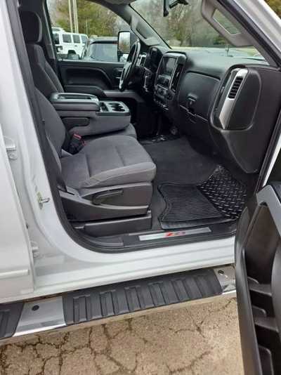 2019 Chevrolet 3500 Crew Cab, $36900. Photo 12