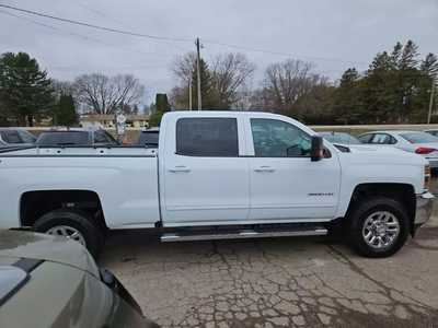 2019 Chevrolet 3500 Crew Cab, $36900. Photo 4
