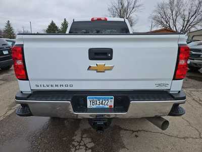 2019 Chevrolet 3500 Crew Cab, $36900. Photo 6