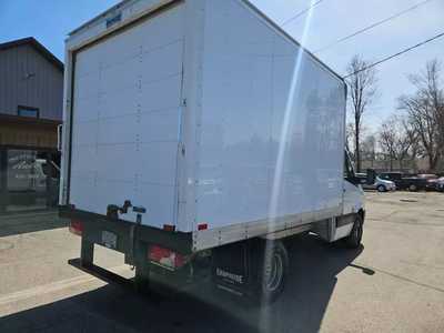 2017 Freightliner Sprinter, $16900. Photo 5
