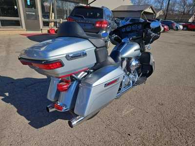 2015 Harley-davidson FLHTCUL Ultra, $12900. Photo 3