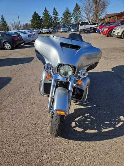 2015 Harley-davidson FLHTCUL Ultra, $12900. Photo 8