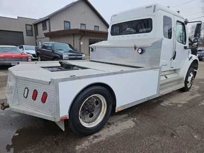 2005 Freightliner M106, $38500. Photo 5