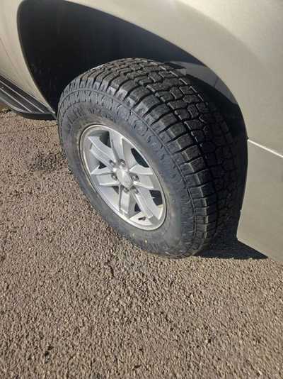 2013 GMC Yukon XL, $8995. Photo 8