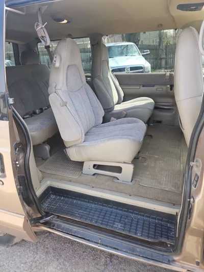 1997 Chevrolet Astro, $3995. Photo 8