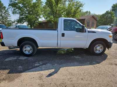2015 Ford F250 Reg Cab, $10900. Photo 4