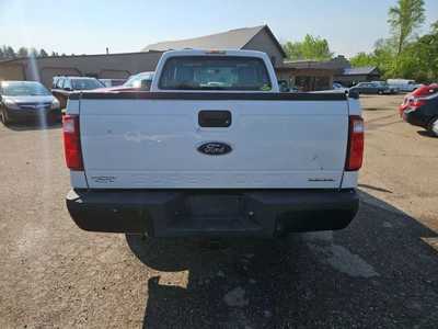 2015 Ford F250 Reg Cab, $10900. Photo 6