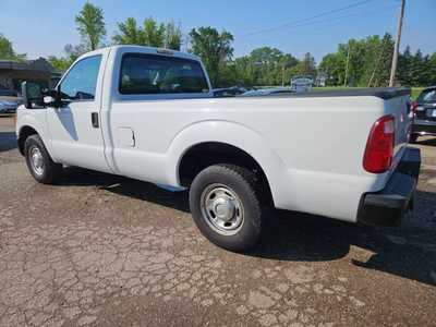 2015 Ford F250 Reg Cab, $10900. Photo 7