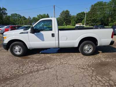 2015 Ford F250 Reg Cab, $10900. Photo 8