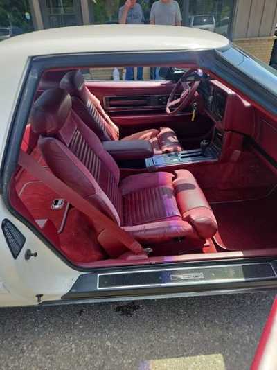 1988 Buick Reatta, $4995. Photo 10